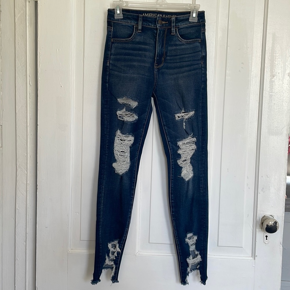 American Eagle Ripped jeans